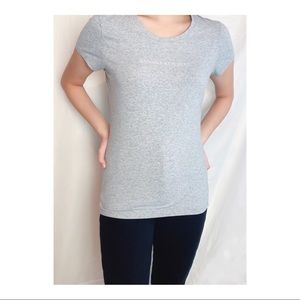 Gray Banana Republic T-shirt